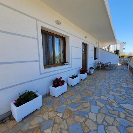 Guesthouse Redilka Ksamil Esterno foto