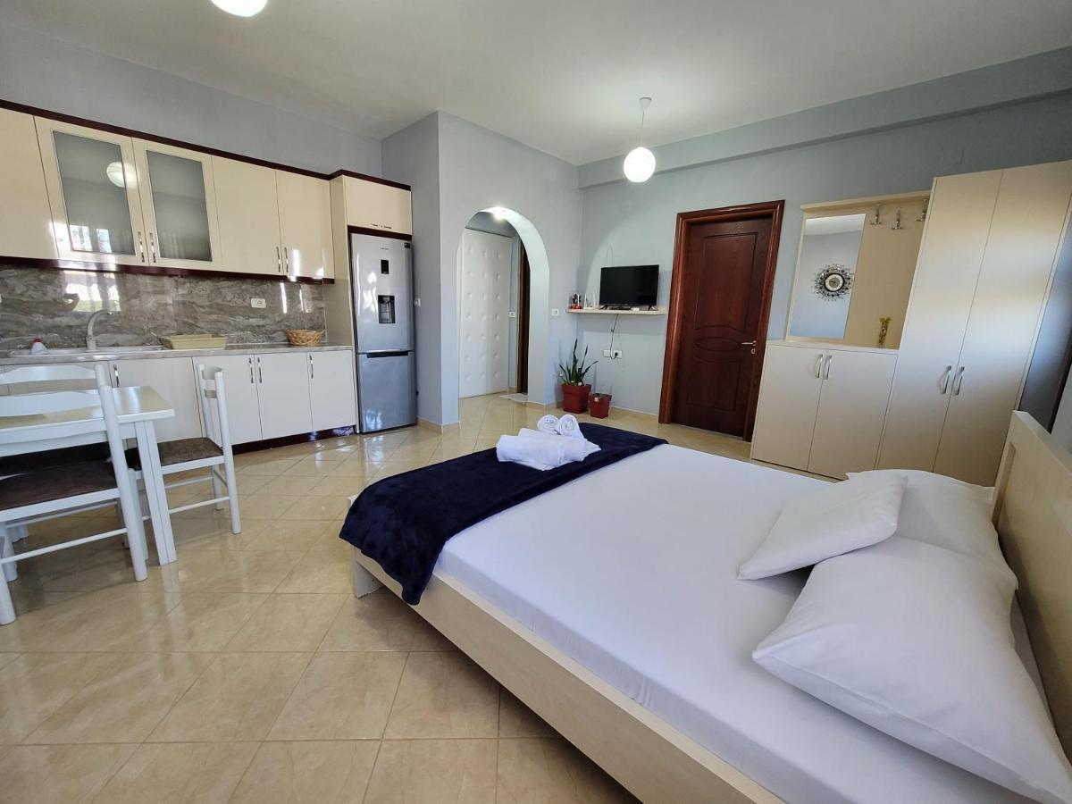 Guesthouse Redilka Ksamil Esterno foto