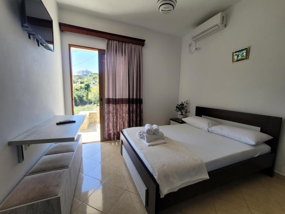 Guesthouse Redilka Ksamil Esterno foto
