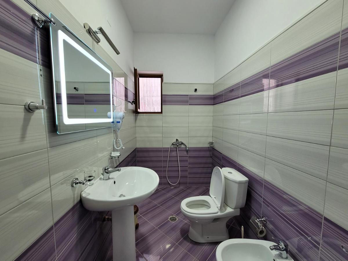Guesthouse Redilka Ksamil Esterno foto