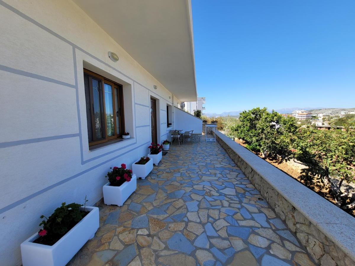 Guesthouse Redilka Ksamil Esterno foto