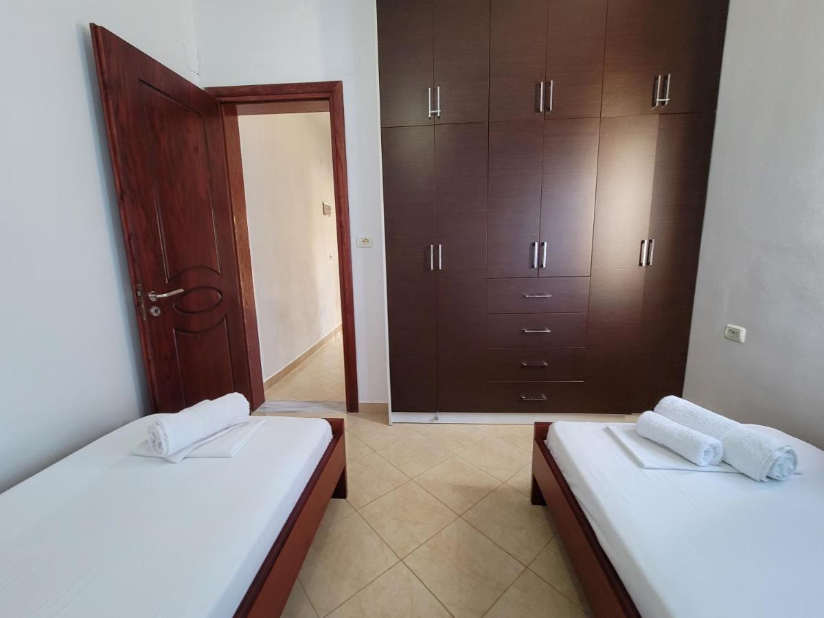 Guesthouse Redilka Ksamil Esterno foto