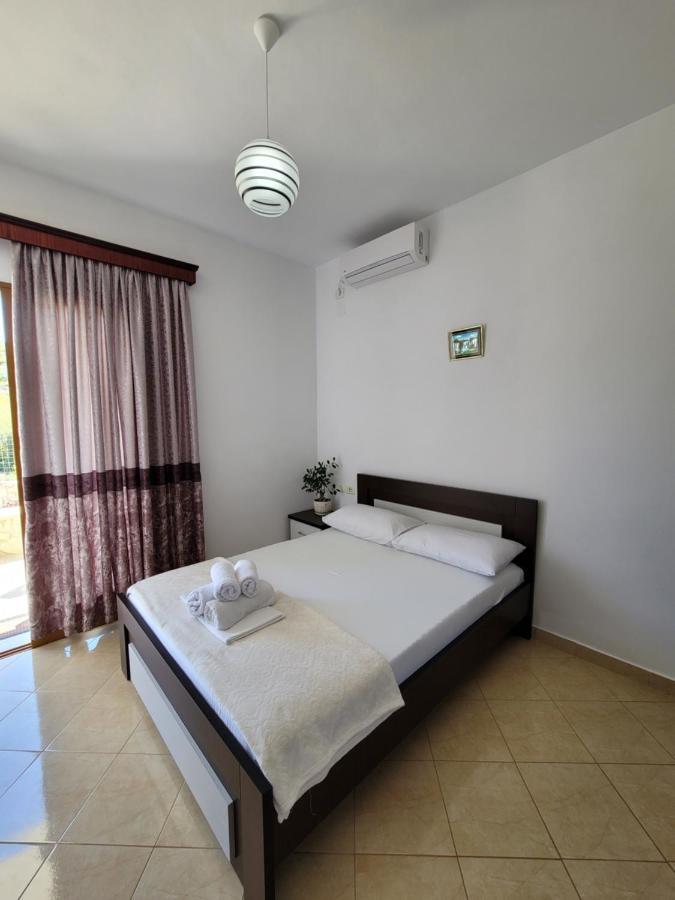 Guesthouse Redilka Ksamil Esterno foto