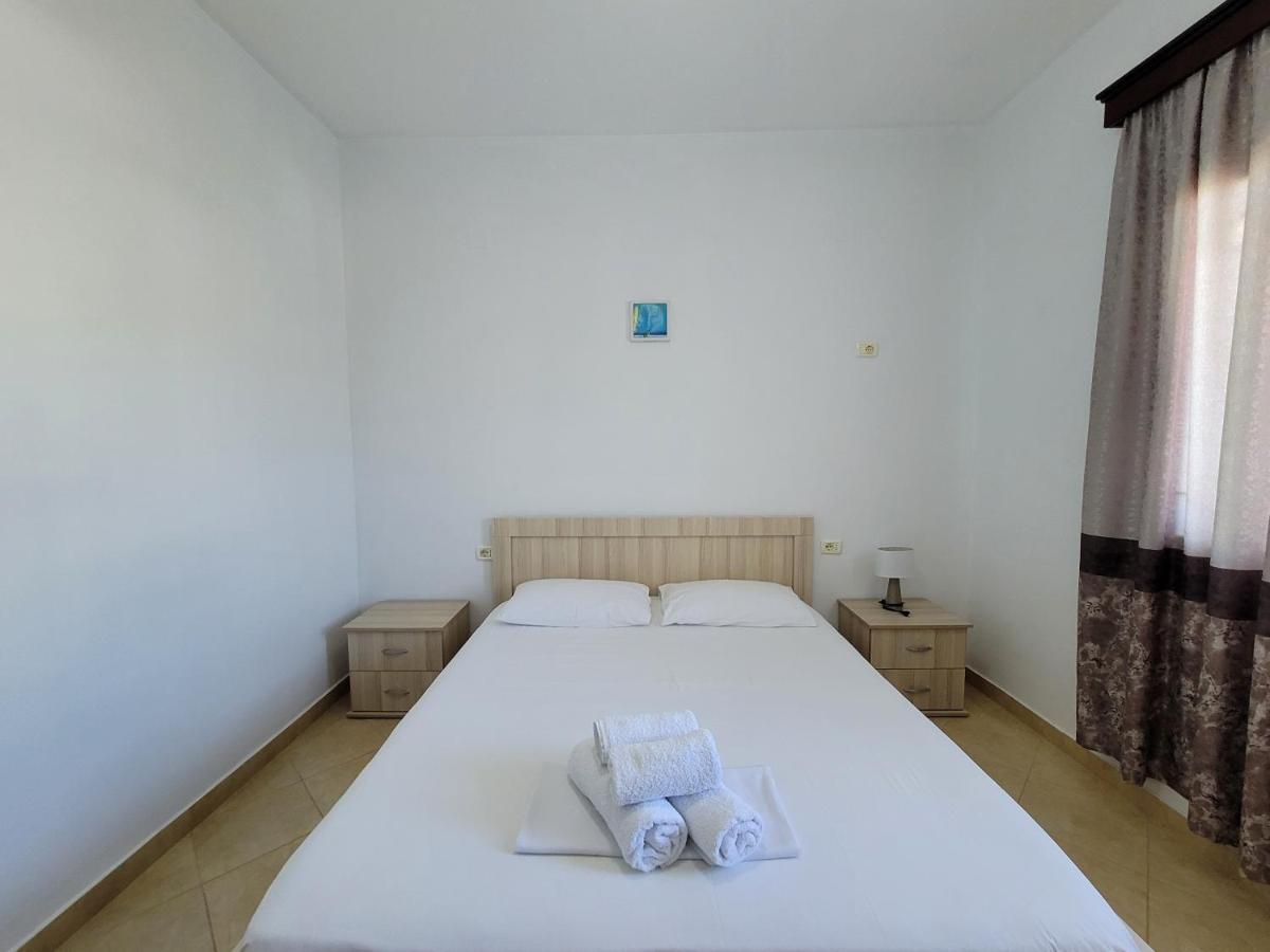 Guesthouse Redilka Ksamil Esterno foto